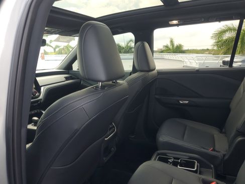 Certified 2025 Lexus TX 350 AWD w/ Technology Package image 14