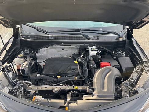 Used 2022 Buick Encore GX Select image 11