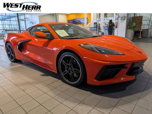 Used 2021 Chevrolet Corvette Stingray Preferred Conv w/ 2LT image 1