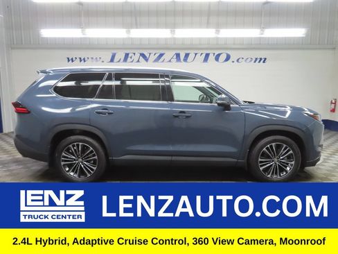 Used 2025 Toyota Grand Highlander AWD Hybrid image 1