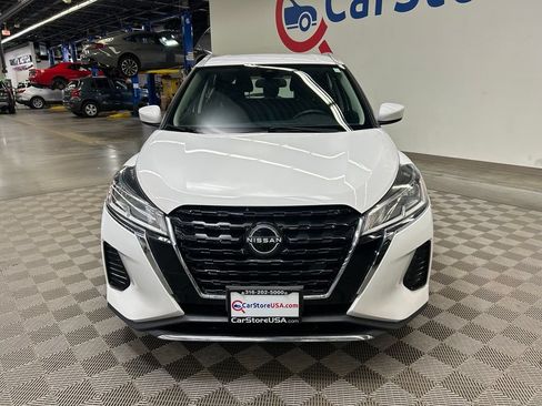 Used 2022 Nissan Kicks SV FWD image 4