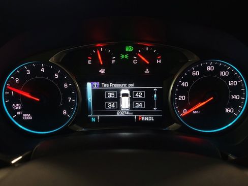 Used 2018 Chevrolet Equinox Premier image 23