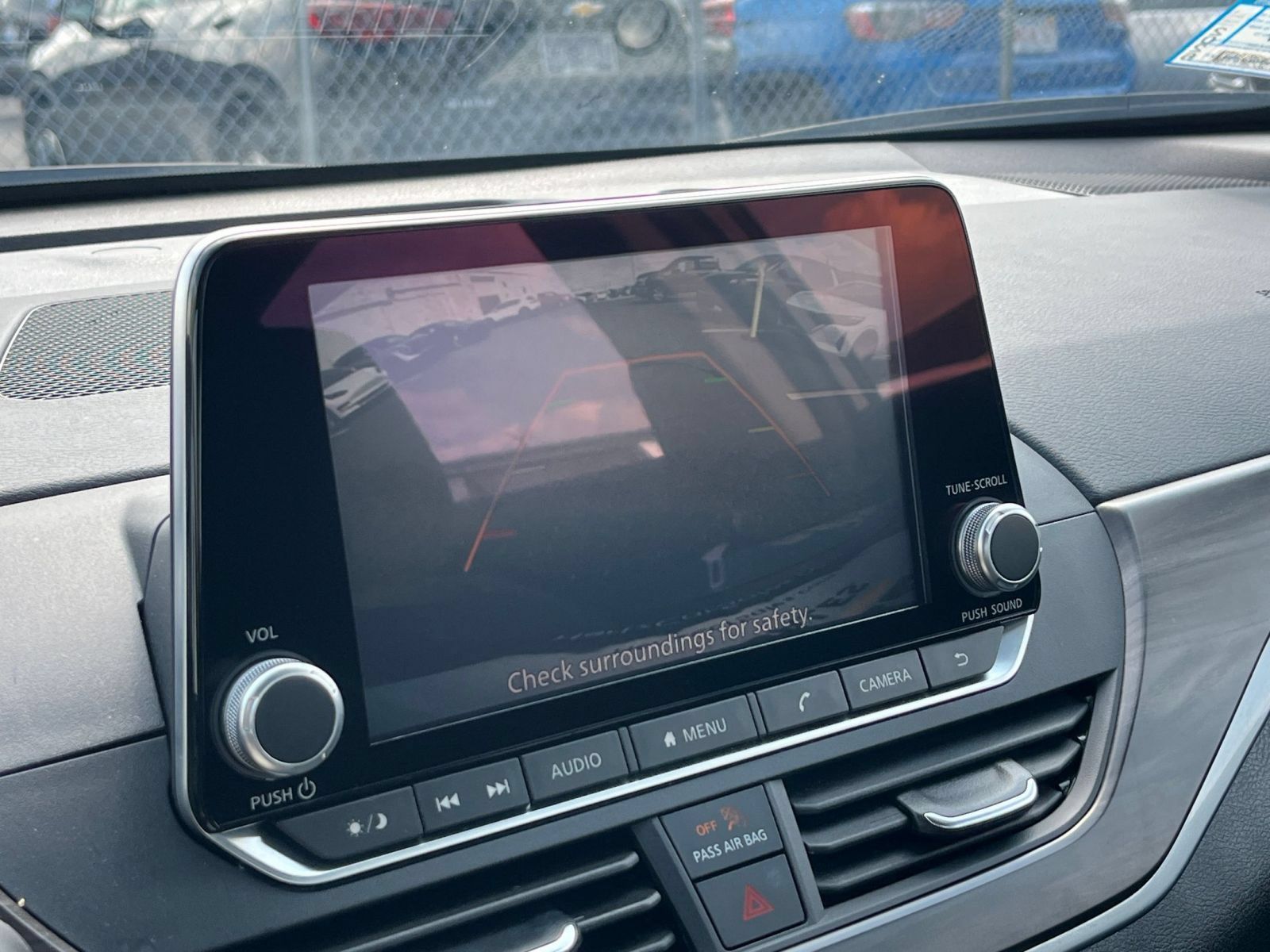Used 2025 Nissan Altima 2.5 SV FWD image 24