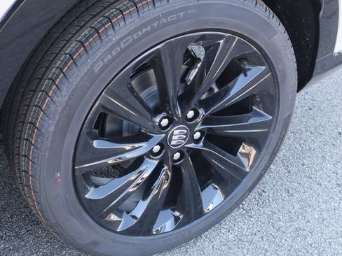 New 2026 Buick Envista Sport Touring w/ Studio Series FWD image 39