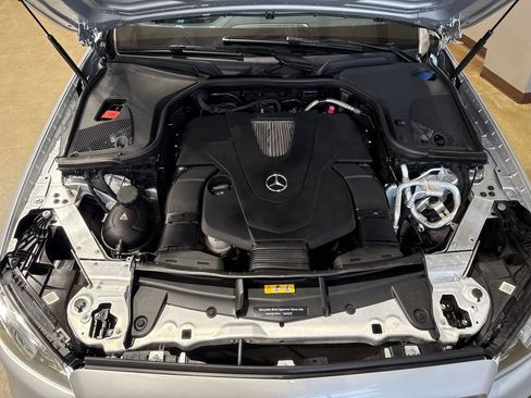 Used 2017 Mercedes-Benz E 400 4MATIC Wagon image 57