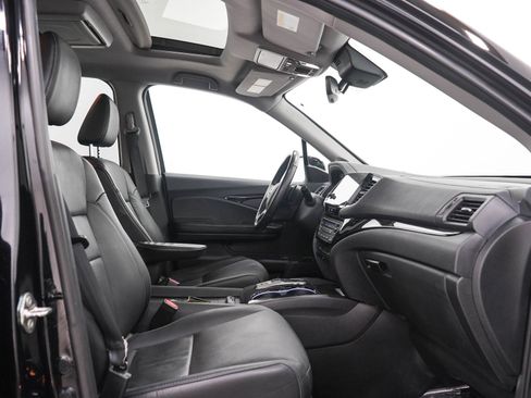 Used 2019 Honda Pilot Elite image 13