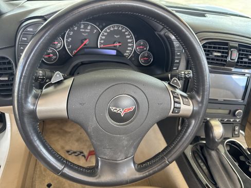 Used 2008 Chevrolet Corvette Convertible w/ Preferred Equipment Group RWD image 17