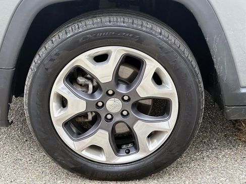 Used 2020 Jeep Compass Limited image 8