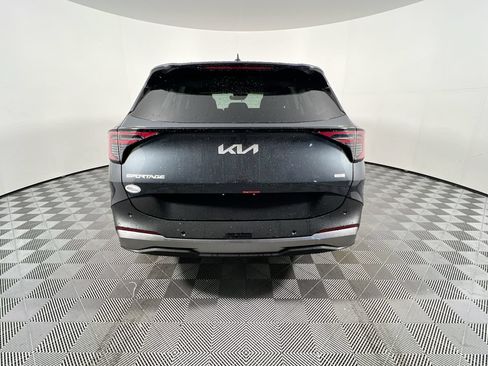 New 2026 Kia Sportage LX FWD image 4