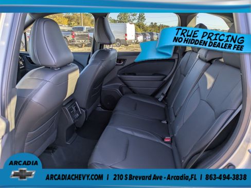 Used 2025 Subaru Forester Limited AWD/4WD image 13