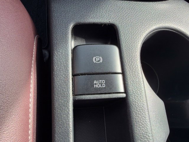 Certified 2022 Kia Seltos SX w/ Sunroof Package AWD/4WD image 33