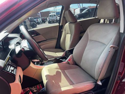 Used 2016 Honda Accord LX image 9
