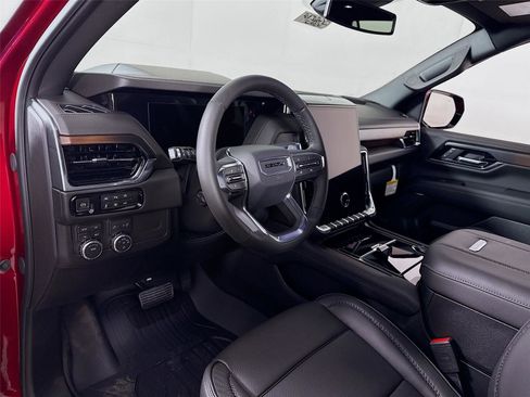 New 2026 GMC Yukon XL Denali w/ Sun & Power Step Package AWD/4WD image 3