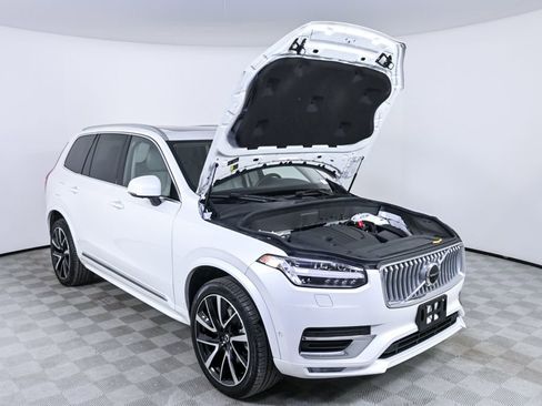 Certified 2023 Volvo XC90 B5 Plus image 35