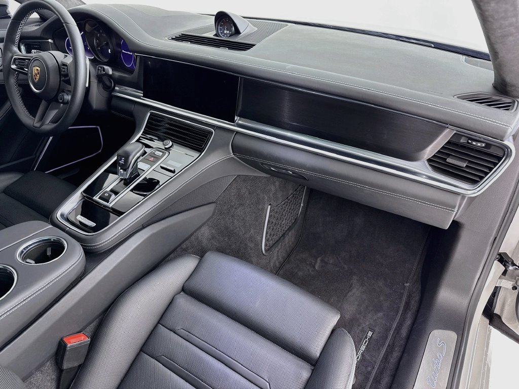 Certified 2023 Porsche Panamera Turbo S AWD/4WD image 31