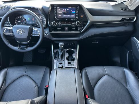 Used 2021 Toyota Highlander Limited AWD/4WD image 13