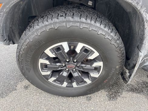 Used 2023 Nissan Frontier PRO-4X w/ Pro Convenience Package image 11