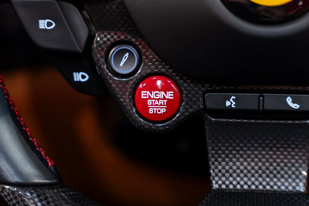 Certified 2022 Ferrari Portofino M RWD image 31