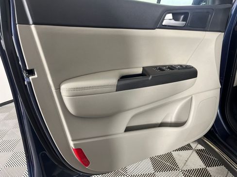 Used 2021 Kia Sportage S image 10