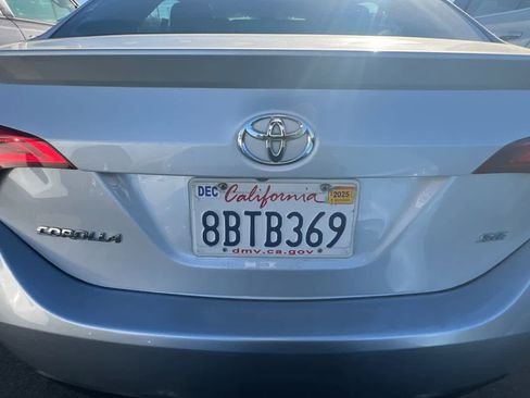 Used 2018 Toyota Corolla SE image 19