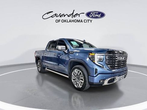 Used 2025 GMC Sierra 1500 Denali Ultimate AWD/4WD image 2