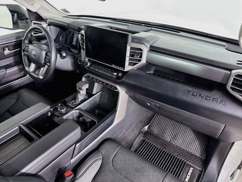 Used 2022 Toyota Tundra SR5 w/ SR5 Premium Package AWD/4WD image 28