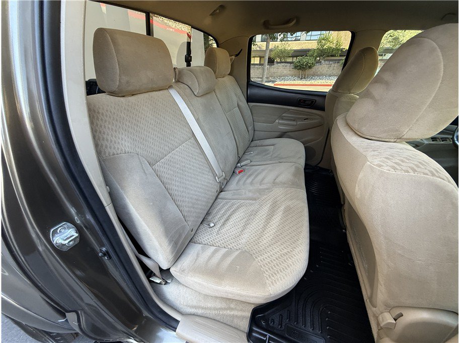 Used 2009 Toyota Tacoma PreRunner w/ SR5 Pkg #2 RWD image 21