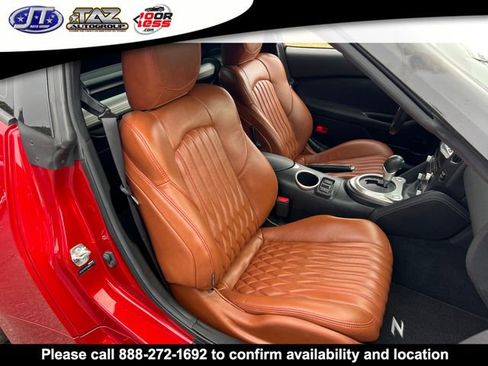 Used 2017 Nissan 370Z Touring image 11