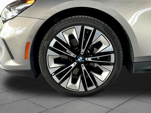 Used 2026 BMW 530i image 10