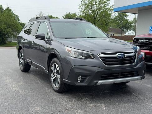 Used 2022 Subaru Outback Limited AWD/4WD image 2