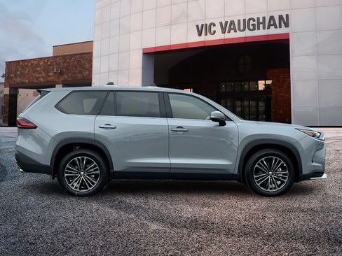 New 2026 Toyota Grand Highlander AWD Hybrid image 6