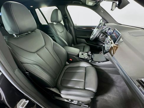 Used 2024 BMW X3 sDrive30i w/ Convenience Package image 32