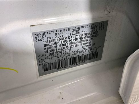 Used 2025 Nissan Sentra SV FWD image 26