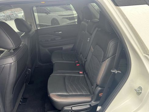 Certified 2024 Nissan Pathfinder Platinum w/ Cargo Package image 14