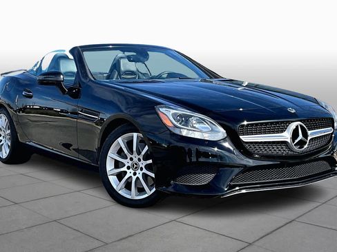 Used 2019 Mercedes-Benz SLC 300 image 3