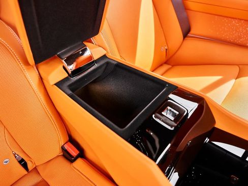 Used 2025 Rolls-Royce Spectre w/ Spectre Launch Package AWD/4WD image 40