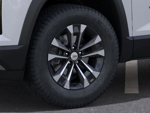 New 2026 Chevrolet Equinox LT w/ Convenience Package II image 33