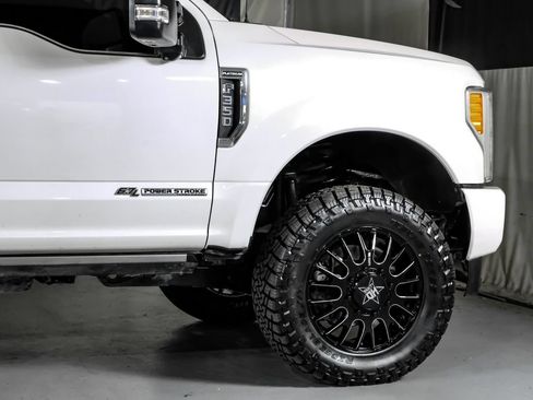 Used 2019 Ford F350 Platinum w/ Platinum Ultimate Package AWD/4WD image 8