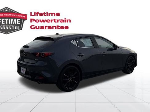 Used 2025 MAZDA MAZDA3 2.5 S Hatchback w/ Premium Pkg FWD image 6
