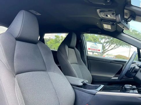 Used 2023 Subaru Solterra AWD image 38