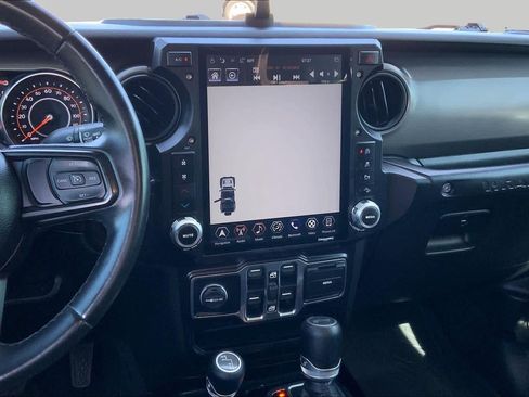 Used 2022 Jeep Wrangler Unlimited Sport AWD/4WD image 7
