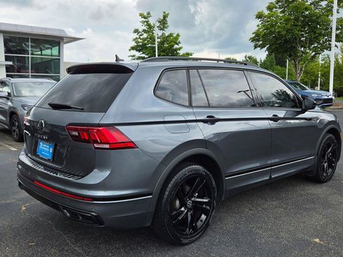Certified 2023 Volkswagen Tiguan SE R-Line FWD image 5