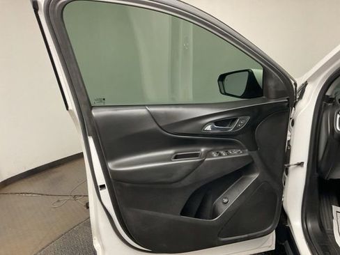 Certified 2019 Chevrolet Equinox LT image 10
