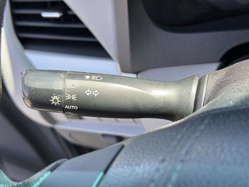 Used 2015 Toyota Sienna LE FWD image 26