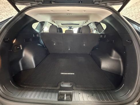 Used 2022 Hyundai Tucson SEL w/ Convenience Package FWD image 10