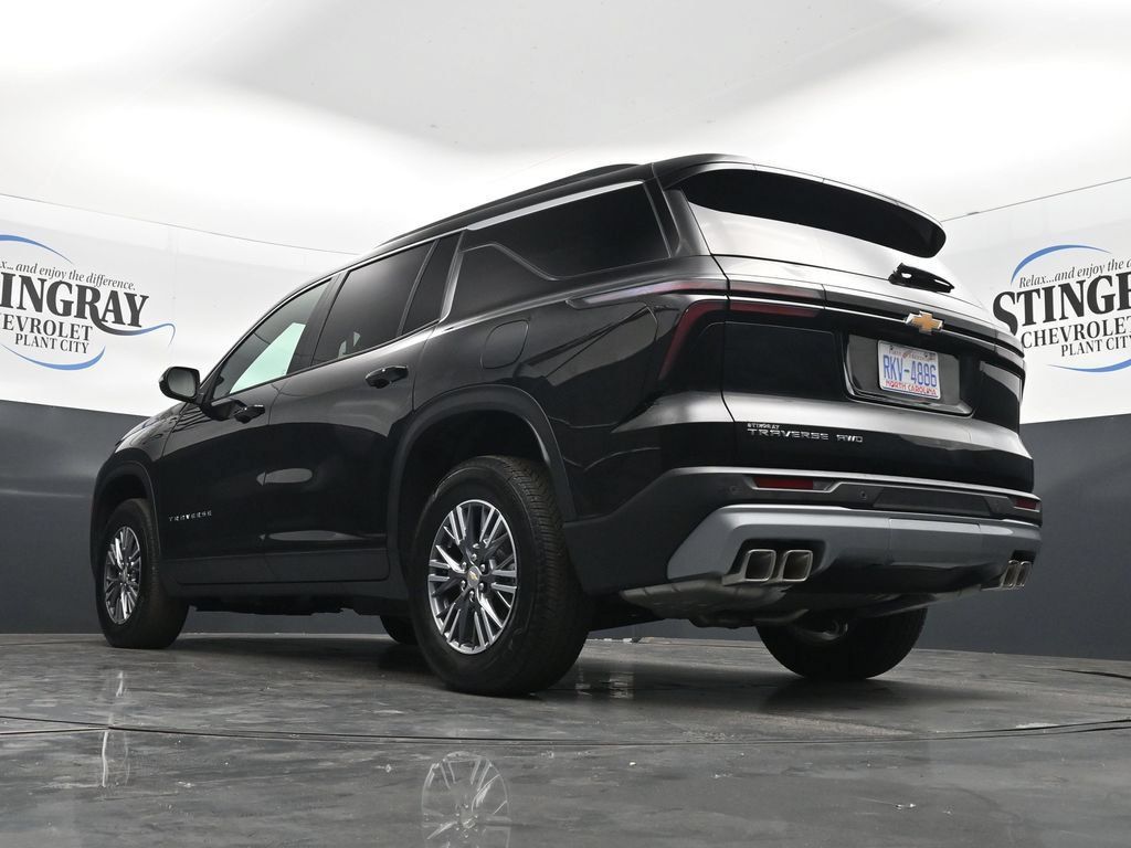 Certified 2026 Chevrolet Traverse LT AWD/4WD image 30