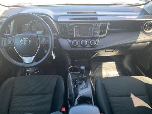 Used 2016 Toyota RAV4 LE AWD/4WD image 7