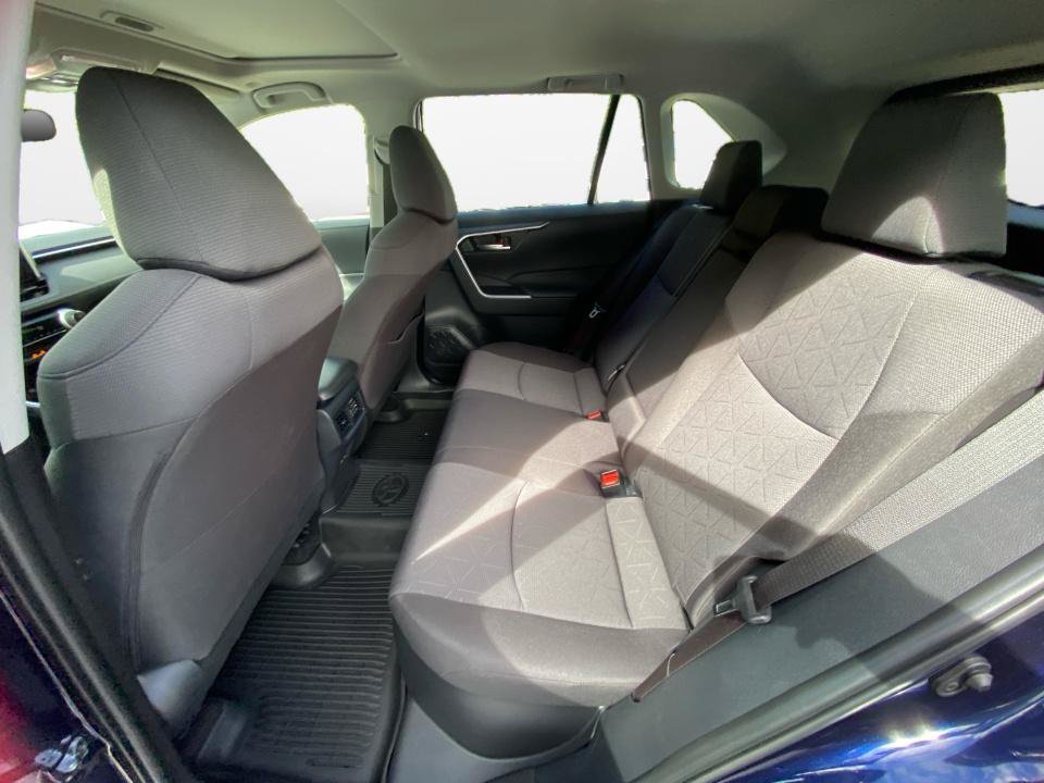 Used 2025 Toyota RAV4 XLE w/ Convenience Package AWD/4WD image 14