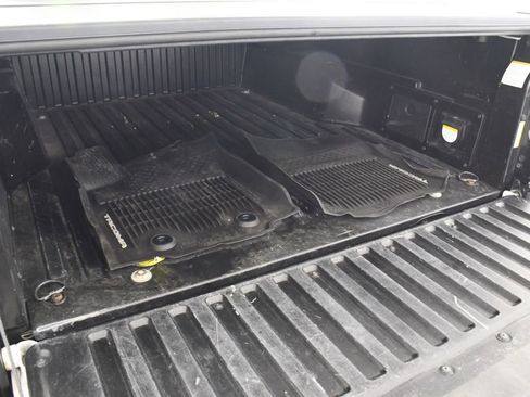 Used 2017 Toyota Tacoma Limited w/ Tow Package image 24