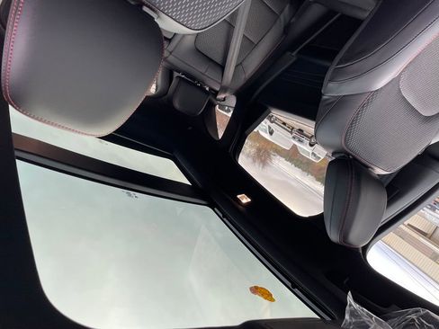 New 2026 Ford Escape ST-Line w/ Tech Pack #1 image 21